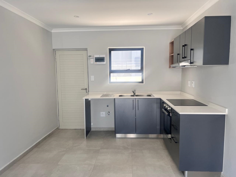 To Let 2 Bedroom Property for Rent in Parklands East Western Cape